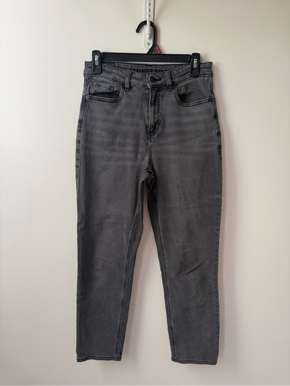 Dark Gray American Eagle Jeans - Classic Everyday Style